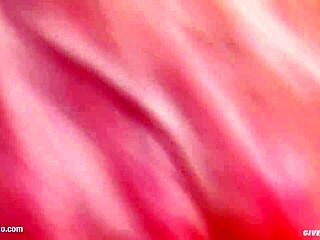 Eliza fingers herself solo style.