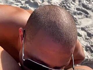 Amigas procuravam um pau para sentar enquanto cornos bebiam sem dar aten��o dei o que elas tanto queriam uma grande rola pt 1