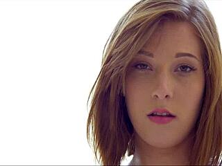 eighteen teen 18+ solo masturbation session in her room