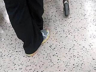 Is that big booty PAWG hiding at Cub Foods?