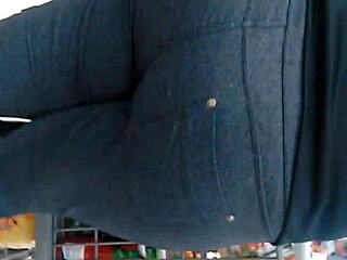 Is that big booty PAWG hiding at Cub Foods?