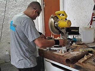 Vovó Do Garoto Virgem Pregou A Piroca