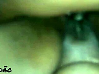 Enchendo O Cu Da Puta De Porra