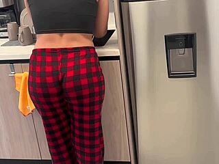 I couldn't hold back and fucked my sister-in-law in the kitchen 😏