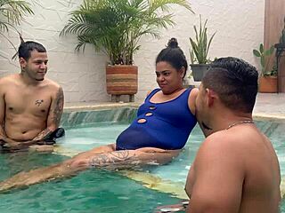 Seduce unknown girl for hard creampie with friend