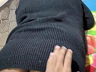 teacher gets cum on face and squirts