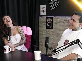 jujube delícia reveals her tits and spanking fetish before anal sex and defecation