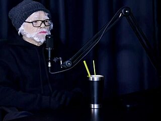 explicou o nome, acariciou o pinto, fez eurotrip e suruba com elisa sanches