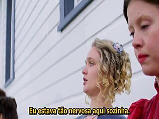 Pearl 2022 Safada Caindo Na Vara Do Espantalho Pauzudo