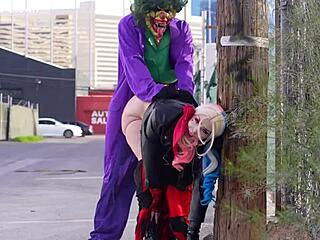 Harley Quinn fucks Joker's huge cock in cosplay