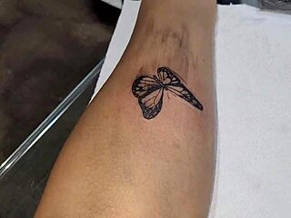 Tatuagem Na Minha Garota Em Troca De Buceta