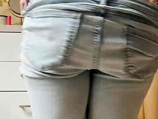 Homemade Petite Blonde Striptease Dances in Tight Jeans for First Time Assplay