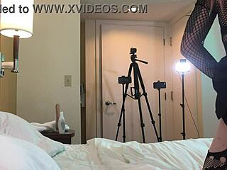 guy sucks goth tss cock