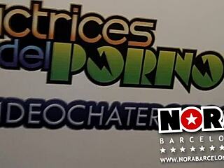 Lesbian Pornstars Having Cunilingus On Webcam During Holiday!