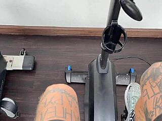 fucking hot brunette gym babe doggystyle after training