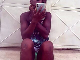 I felt so wild and free as the crazy bitch kept twerking in clothes until deciding to go fully naked for more thrill