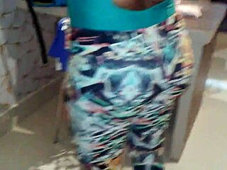 gained another pair of pants and new body outfit while trying on lycra leggings