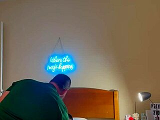 Amateur Homemade Ebony SUCKING And FUCKING White Guy In The Hood