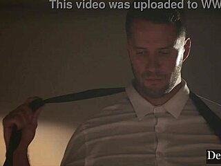 Artist Mia becomes collector's erotic obsession with deepthroat and riding