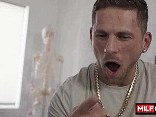 i'm hot busty blonde jenna starr with melony melons sucking and fucking huge dick roman todd