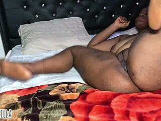 The couple enjoyed themselves immensely after her refreshing shower. Her sexy appearance captivated her husband completely.