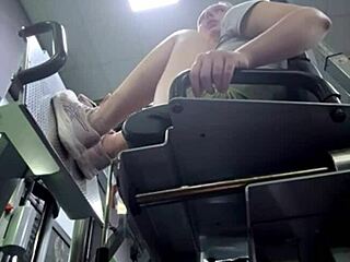 Holy shit, I'm squirting extremely hard in the public gym!