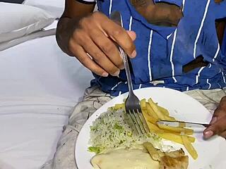 Oh man, that homeless guy is really giving it to the personal trainer's woman good - full video on red, instagram brinquedoator 1.