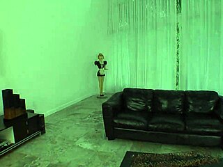 why settle for vanilla when big ass milf robbye bentley takes deep anal and gapes wide in fishnets?