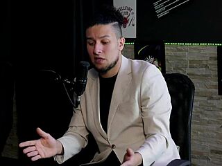 Explained foreplay in massage takes work seriously expands female body knowledge and squirting!