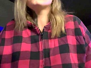 n�o acredito nisso quase fui expulso da academia pela minha vestes ficaram com muito tes�o vendo meus peitos durinho pulando