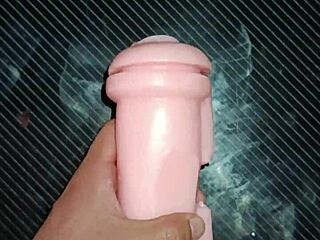 Kissy, deliver your vagina to me and give that mamada now!