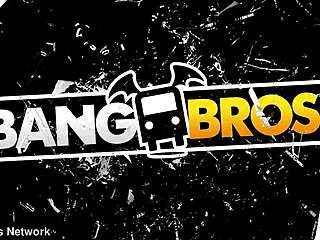 las mañanas son más placenteras al lado de mi amante caliente, no?