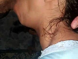 Amateur Latina wife flashes brunette slut body to delivery boy in homemade close-up