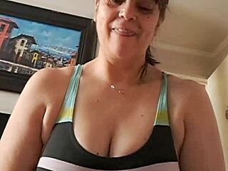 Making mature latina wife cum in solo roleplay session