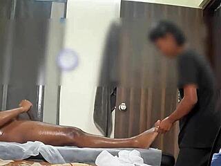 Hidden cam caught a happy ending massage session