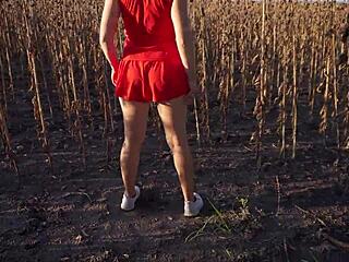 I spotted that hot milf teasing her sexy thong ass outdoors in a short skirt