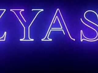 She really enjoys these guys' fingers deep in her pussy, making her curvy body quiver!