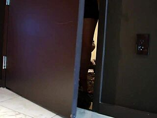 I Adore Rome Major Banging Carmen Valentina In Hot Threesome