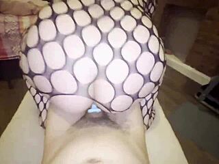 Milf came for a surprise visit and things heated up