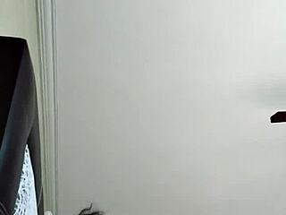 i fuck my lover so good in that hidden motel room cam