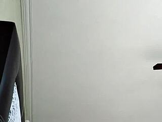 i fuck my lover so good in that hidden motel room cam