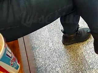 Termino Follando Con Chica Infiel Que Conocí En Centro Comercial Audio En Español