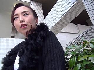 Wedding Hunt Turns Horny for Mature Slut Manami Sakurai 1