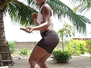 can you believe crazybitch got a tortoise gift from fan for her tight gaping anal solo