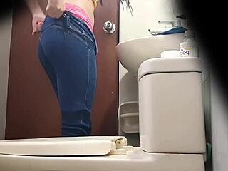 Hidden Cam Captures Cute Argentinian Beauty Pissing