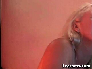 hey milf blonde, wanna grind on webcam for fun?