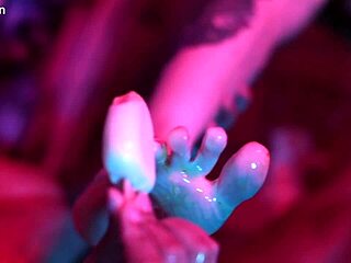 Cutie Piie Rubs Popsicle on Bias Feet for Tickling Fetish Masturbation