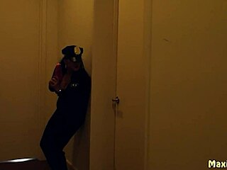 ओरिएंटल बेब मैक्सिन एक्स BBC पर डीपथ्रोट काउगर्ल राइड करती रही मैं शांत