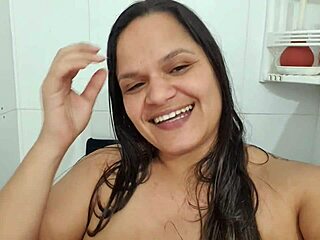 Paty Bumbum Redhead Latina Shows Hairy Big Ass for Fetish Massage