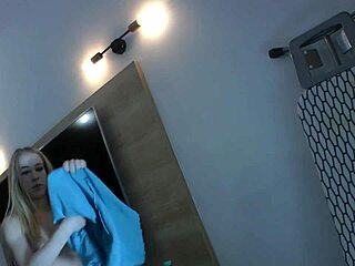 Hot Sexy And Horny Petite 18+ Blonde Dance And Flashes Pussy And Ass To Have Fun In Porn Casting